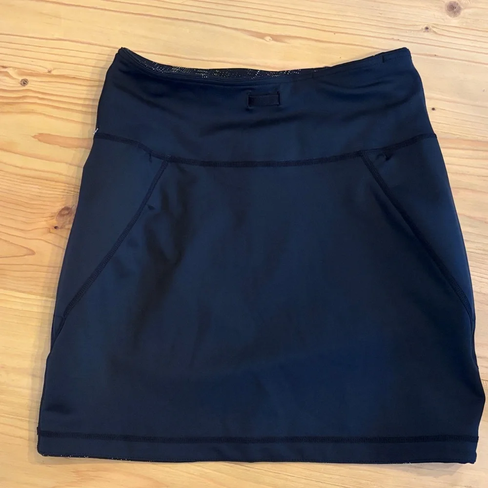 NWT Title Nine Mad dash reversible skirt women’s XS gym pickleball tennis